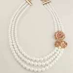 Rose Garden Pearly Necklace