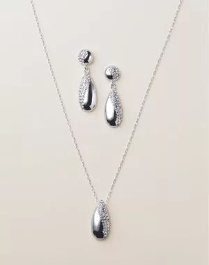 Radiant Pavé Teardrop Set